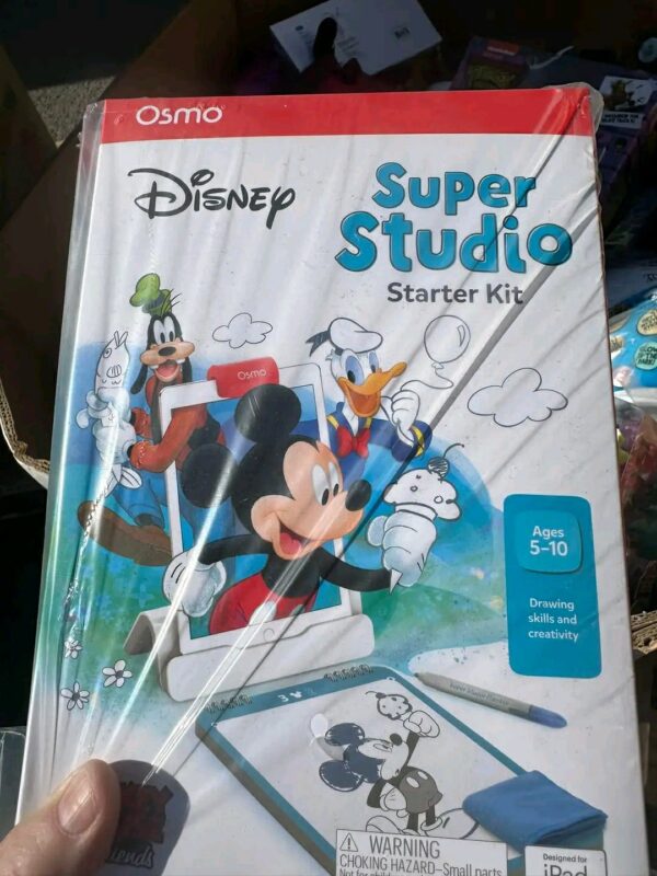Walmart Toy Pallets - Image 19