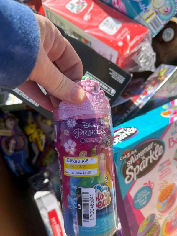 Walmart Toy Pallets - Image 31