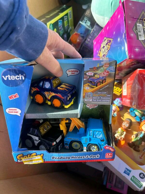 Walmart Toy Pallets - Image 20
