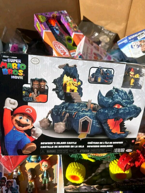 Walmart Toy Pallets - Image 37