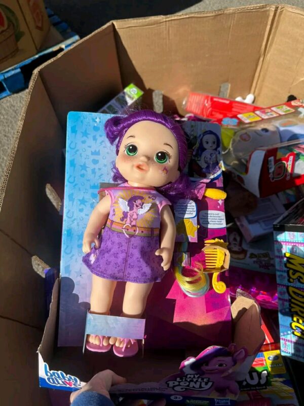 Walmart Toy Pallets - Image 11