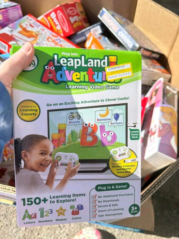 Walmart Toy Pallets - Image 29