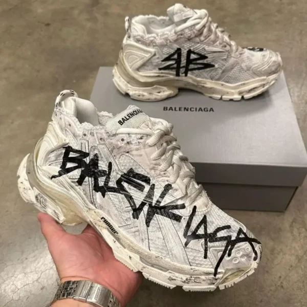 Balenciaga Shoes Pallets - Image 9