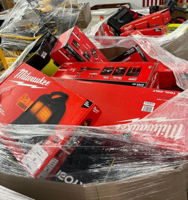 DEWALT & MILWAUKEE PALLETS - Image 5