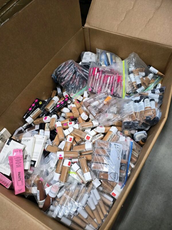 Name Brand Makeup (Polish load ) - Image 10